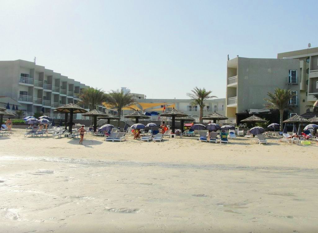 Beach Hotel Sharjah Esterno foto